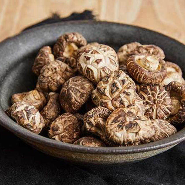 现货可发 慢食材 大地元萃深林原木香菇 150g 2包
